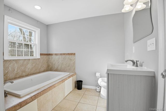 35 Shady Creek Road, Pleasant Valley, NY 12569