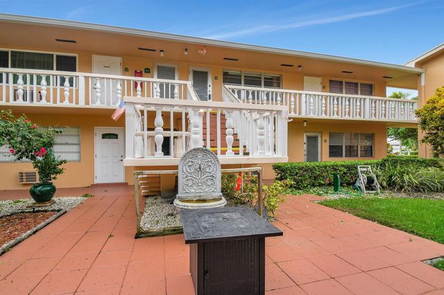 70 Camden C, West Palm Beach, FL 33417