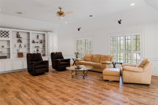 2327 Merion Drive, League City, TX 77573