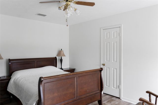 2327 Merion Drive, League City, TX 77573