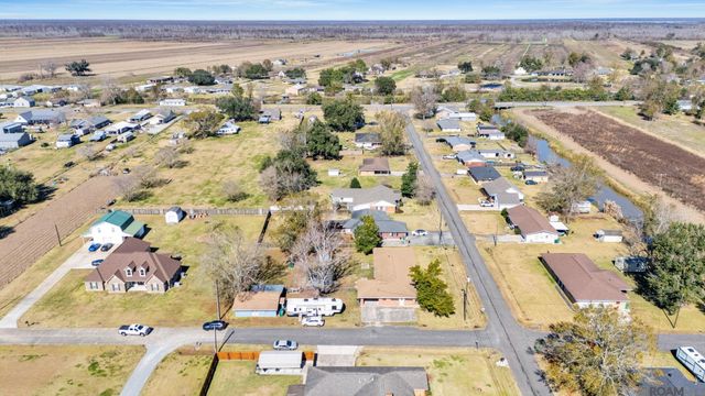 114 Four Point Drive, Raceland, LA 70394