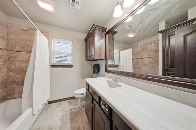 2951 Maupin Street, Choctaw, OK 73020