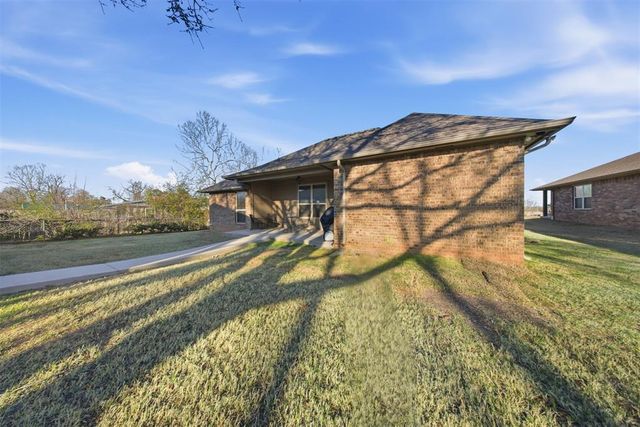 2951 Maupin Street, Choctaw, OK 73020