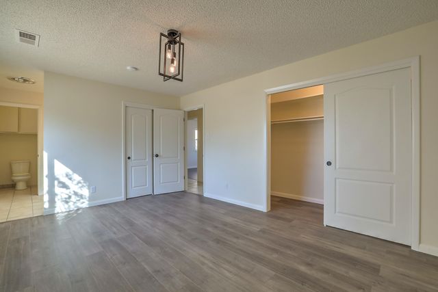 3505 33rd Circle SE, Rio Rancho, NM 87124