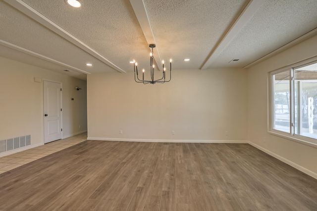 3505 33rd Circle SE, Rio Rancho, NM 87124