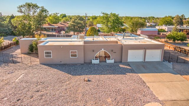 3505 33rd Circle SE, Rio Rancho, NM 87124