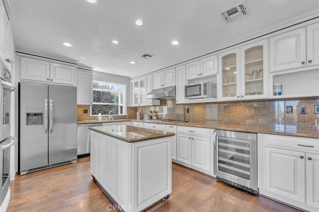 7014 Middlesbury Ridge, West Hills, CA 91307