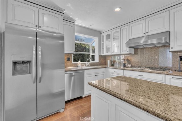 7014 Middlesbury Ridge, West Hills, CA 91307