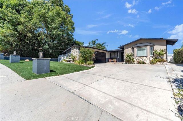 7014 Middlesbury Ridge, West Hills, CA 91307