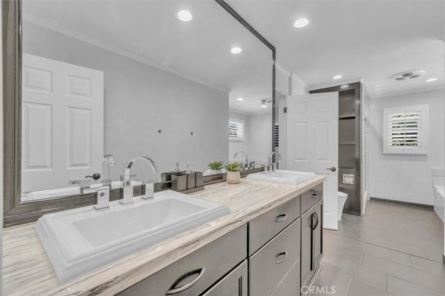 7014 Middlesbury Ridge, West Hills, CA 91307