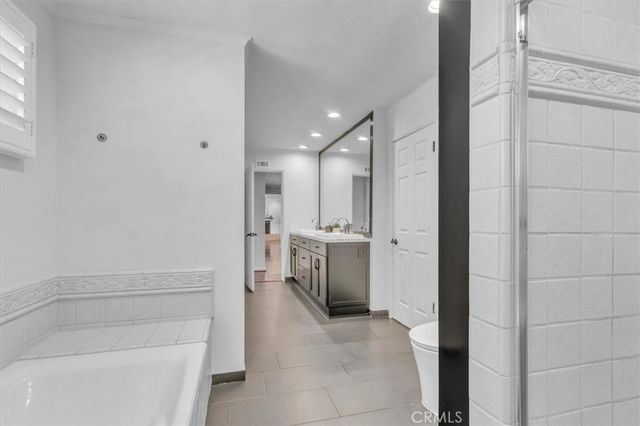 7014 Middlesbury Ridge, West Hills, CA 91307