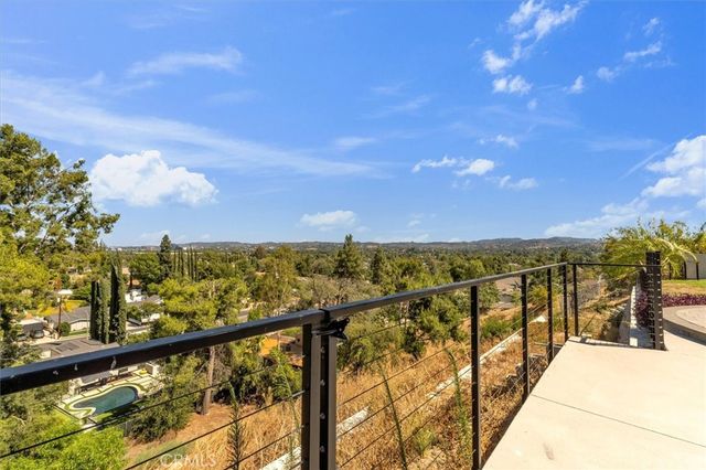 7014 Middlesbury Ridge, West Hills, CA 91307