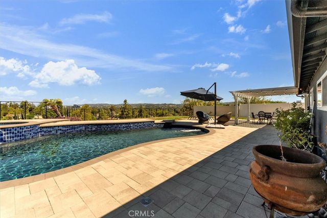 7014 Middlesbury Ridge, West Hills, CA 91307