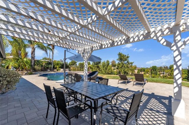 7014 Middlesbury Ridge, West Hills, CA 91307