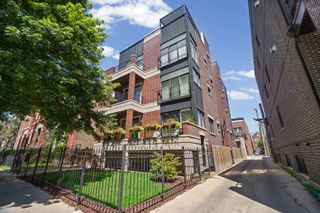 831 N Paulina Street 2E, Chicago, IL 60622
