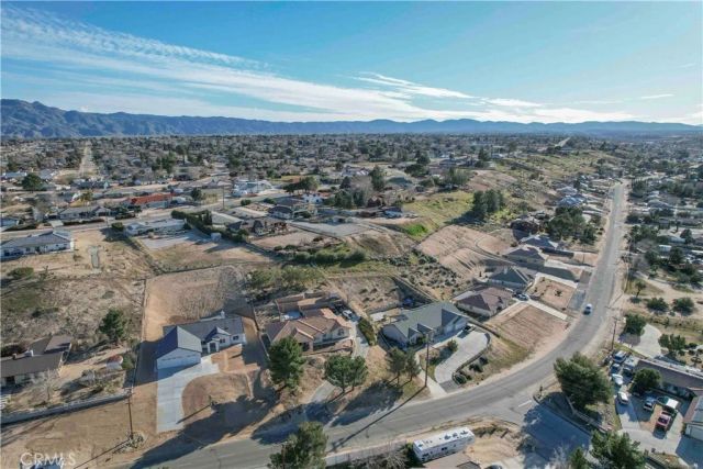 17850 Bangor Avenue, Hesperia, CA 92345