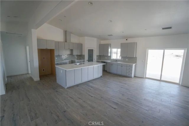 17850 Bangor Avenue, Hesperia, CA 92345