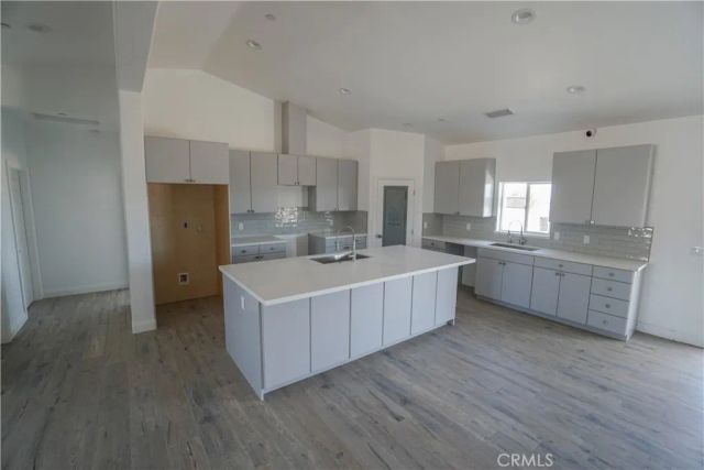 17850 Bangor Avenue, Hesperia, CA 92345