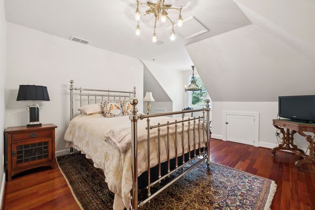 1374 Peter Pond Rd, Ashland City, TN 37015