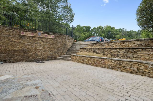 1374 Peter Pond Rd, Ashland City, TN 37015