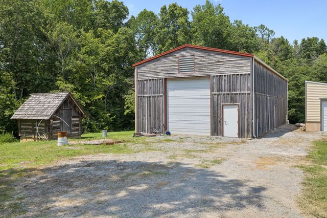 1374 Peter Pond Rd, Ashland City, TN 37015