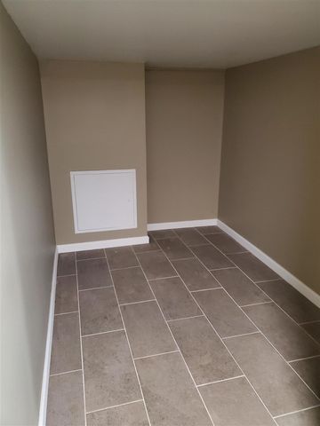 1347 Rose Avenue, Benton Harbor, MI 49022