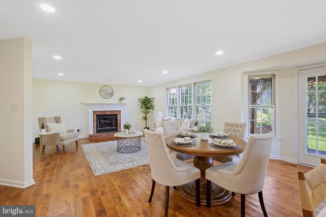 14216 HARTWOOD CT, Centreville, VA 20121