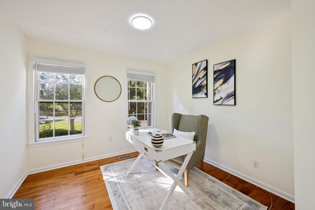 14216 HARTWOOD CT, Centreville, VA 20121