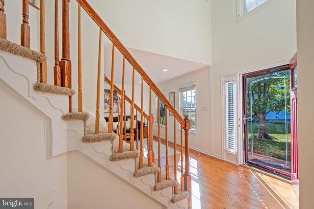 14216 HARTWOOD CT, Centreville, VA 20121