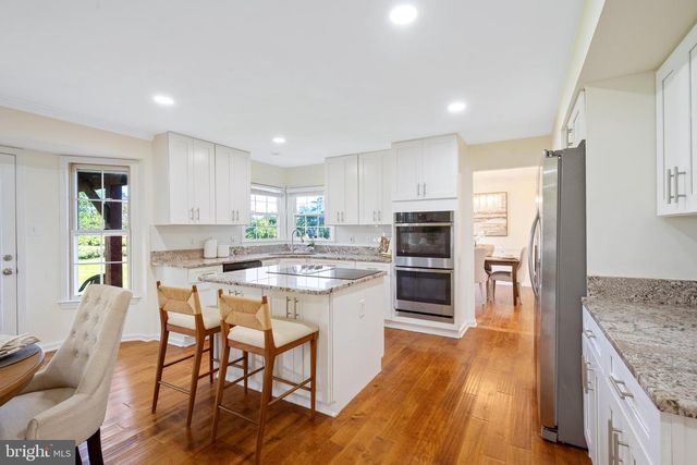 14216 HARTWOOD CT, Centreville, VA 20121