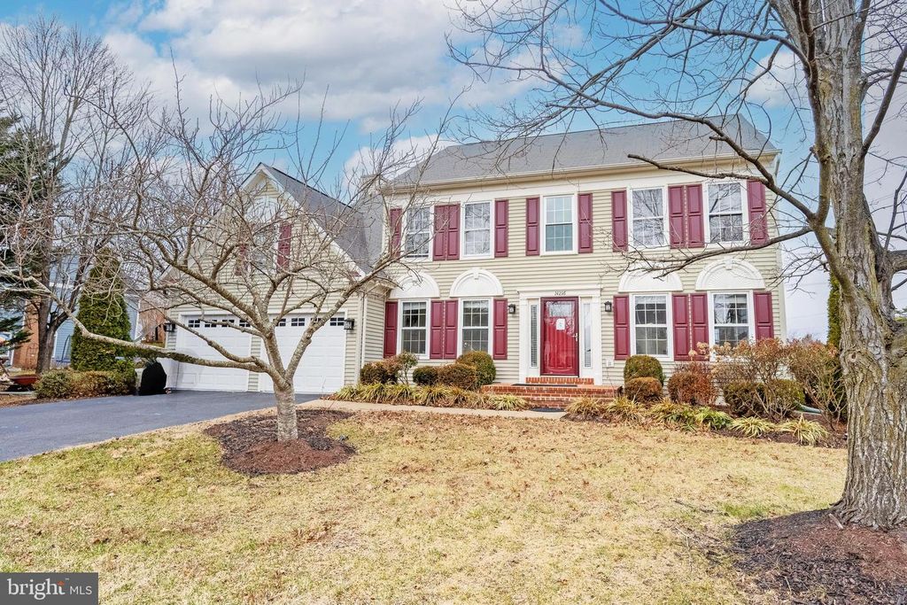 14216 HARTWOOD CT, Centreville, VA 20121