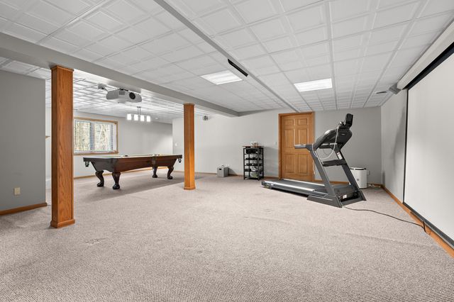 6147 Autumn Ridge, Richland, MI 49083