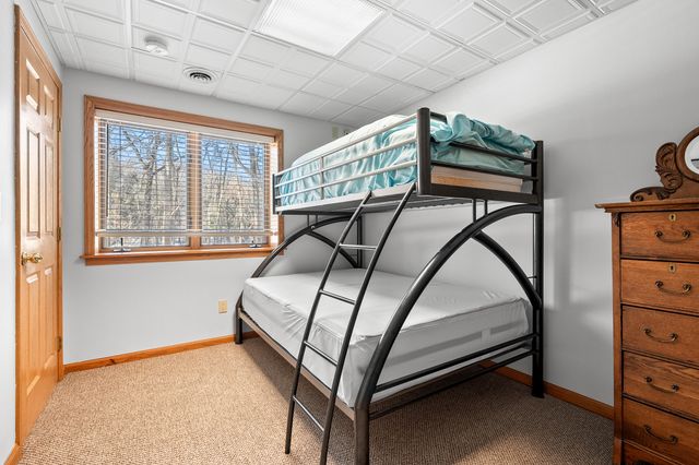 6147 Autumn Ridge, Richland, MI 49083