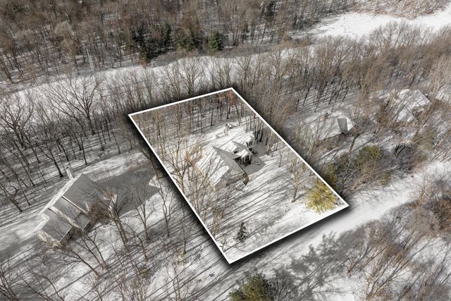 6147 Autumn Ridge, Richland, MI 49083