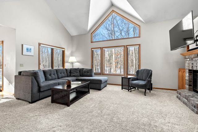 6147 Autumn Ridge, Richland, MI 49083