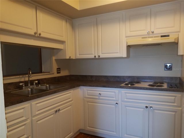 5853 PINE STREET, New Port Richey, FL 34652