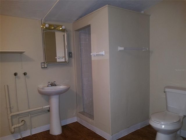 5853 PINE STREET, New Port Richey, FL 34652