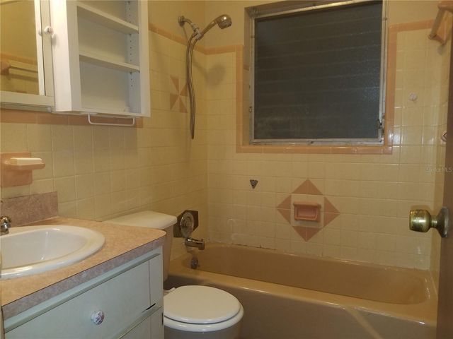 5853 PINE STREET, New Port Richey, FL 34652