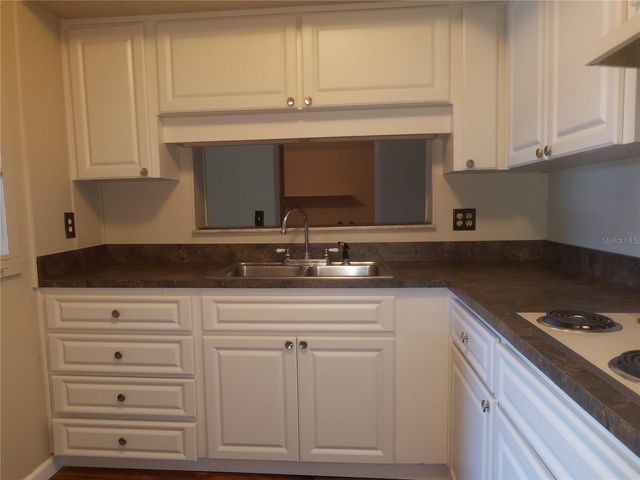 5853 PINE STREET, New Port Richey, FL 34652