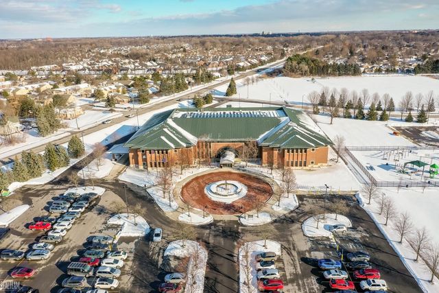 23630 Deanhurst Street, Clinton Township, MI 48035