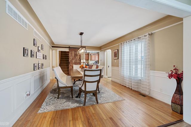 23630 Deanhurst Street, Clinton Township, MI 48035