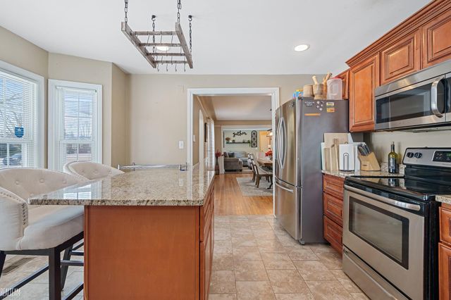 23630 Deanhurst Street, Clinton Township, MI 48035