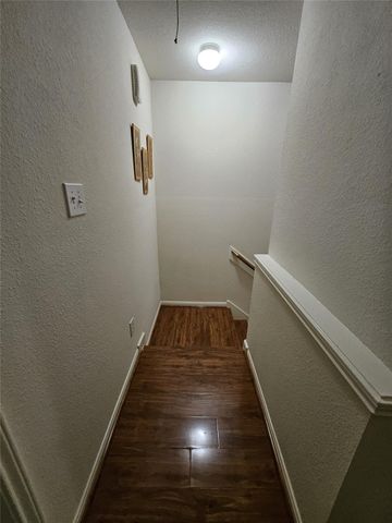 13122 Stratford Skies Lane, Houston, TX 77072