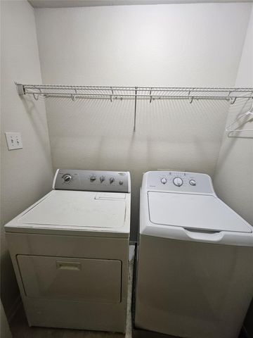 13122 Stratford Skies Lane, Houston, TX 77072