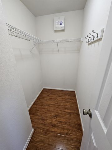 13122 Stratford Skies Lane, Houston, TX 77072
