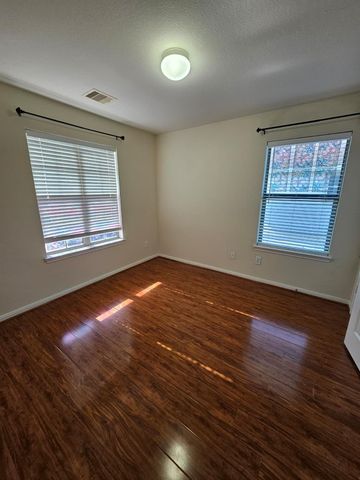 13122 Stratford Skies Lane, Houston, TX 77072