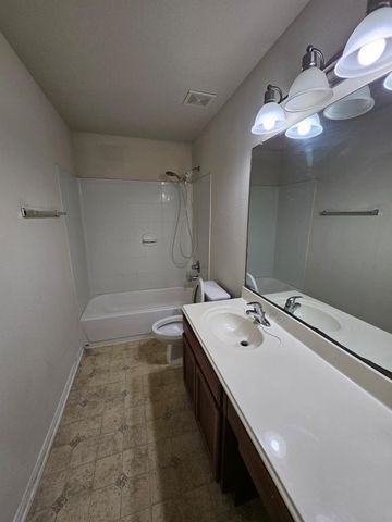 13122 Stratford Skies Lane, Houston, TX 77072