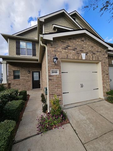13122 Stratford Skies Lane, Houston, TX 77072
