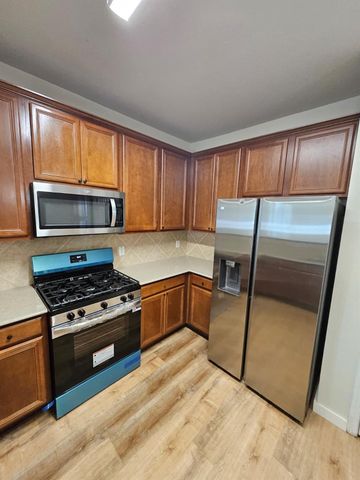 13122 Stratford Skies Lane, Houston, TX 77072