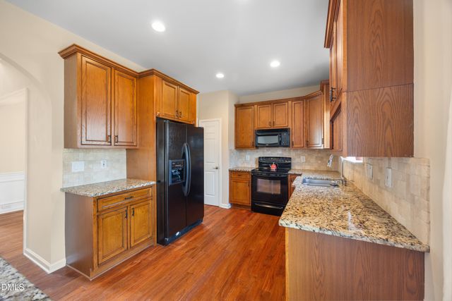 5525 Keowee Way, Raleigh, NC 27616